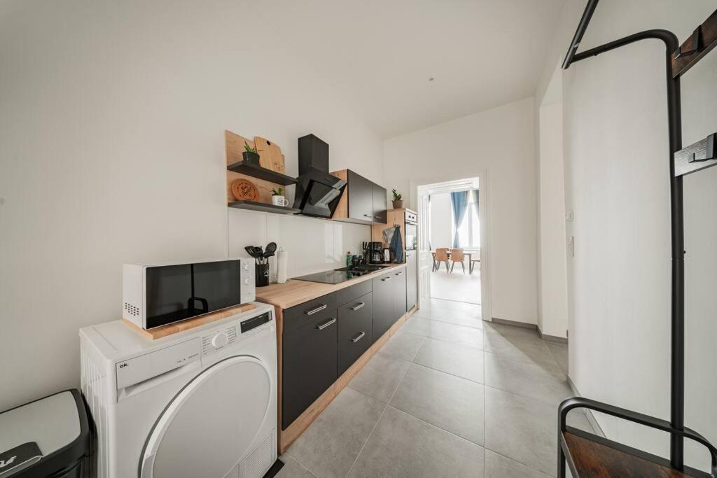 75 M² Near Nussdorferstrasse U6 *